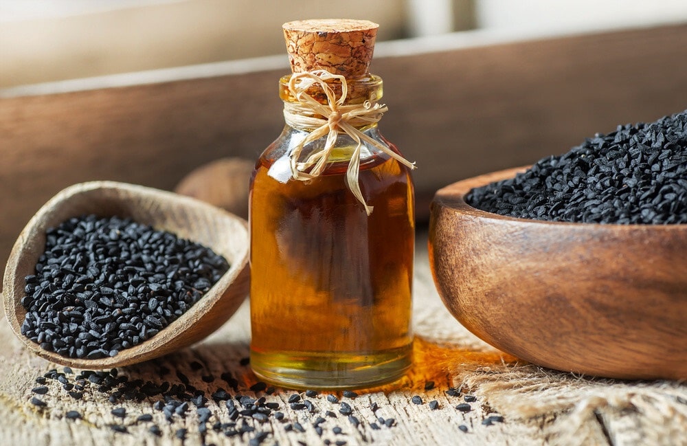 خواص روغن سیاه دانه برای مو در طب سنتی